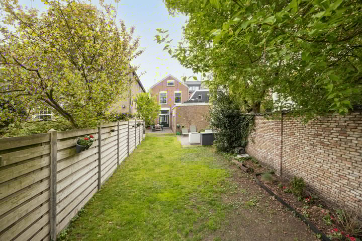 Foto 43 van Lange Brugstraat 7