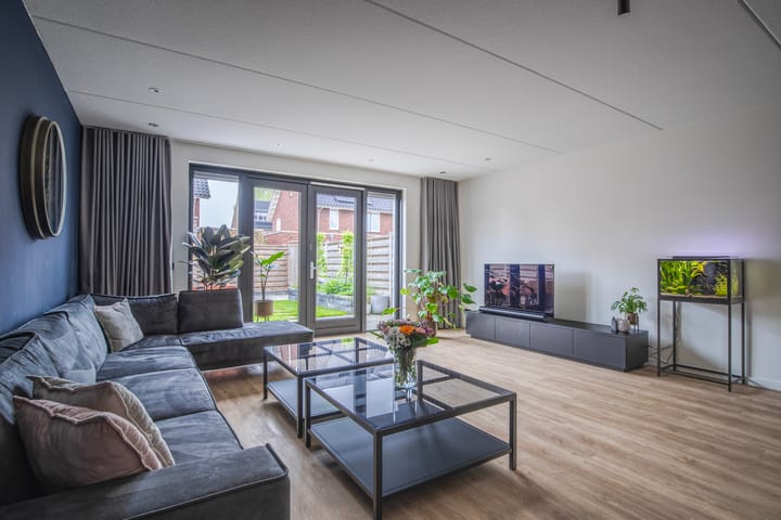 Foto 2 van Ophaalbrug 8