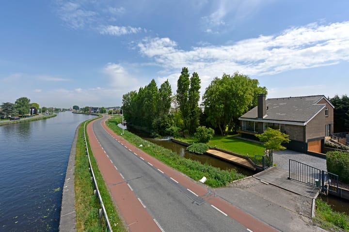 Photo 37 of Oostkanaalweg 19-D