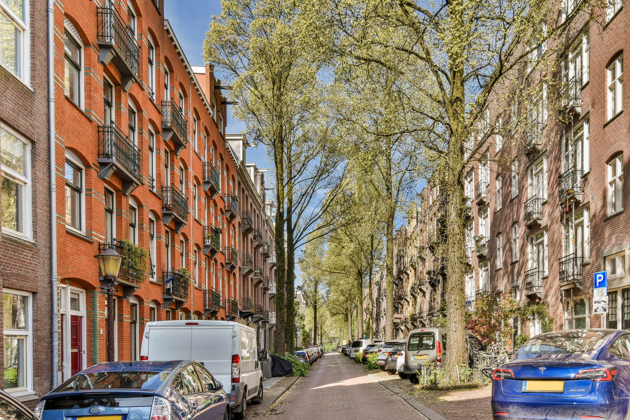 Photo 21 of Bankastraat 61-D