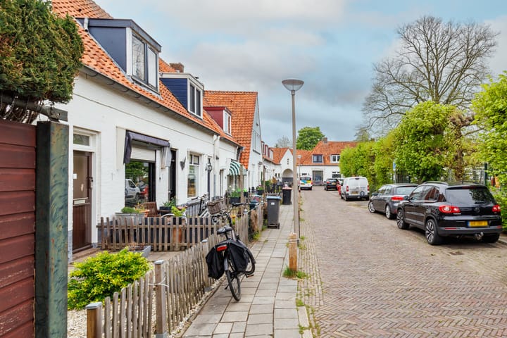 Foto 24 van Biezenstraat 18