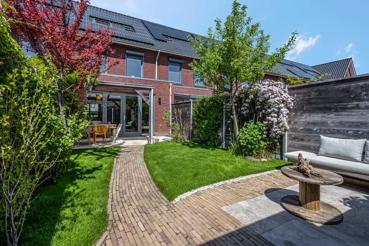 Foto 41 van Ingmar Bergmanpark 48