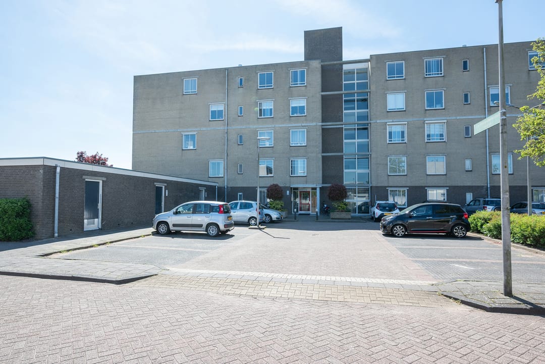 Photo 2 of Jan van Henegouwenstraat 7