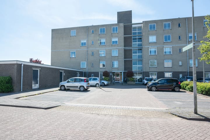 Foto 2 van Jan van Henegouwenstraat 7