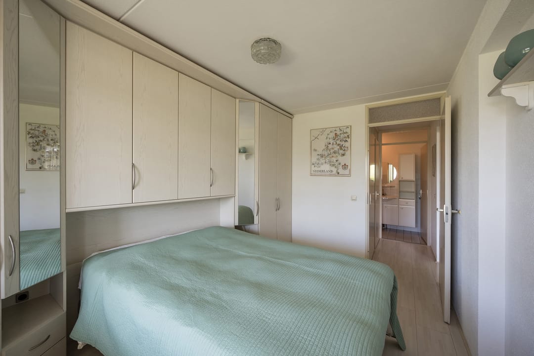 Photo 16 of Jan van Henegouwenstraat 7