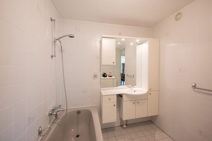 Photo 25 of Jan van Henegouwenstraat 7