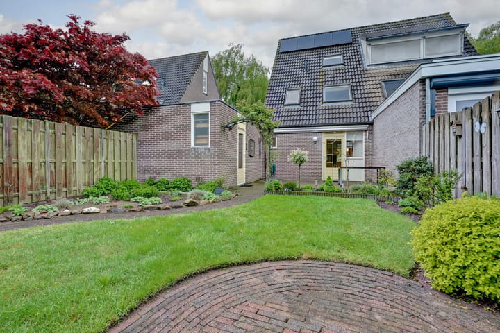 Foto 4 van Golda Meirsingel 15