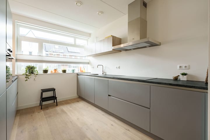 Foto 11 van Evert van der Heijdenstraat 13