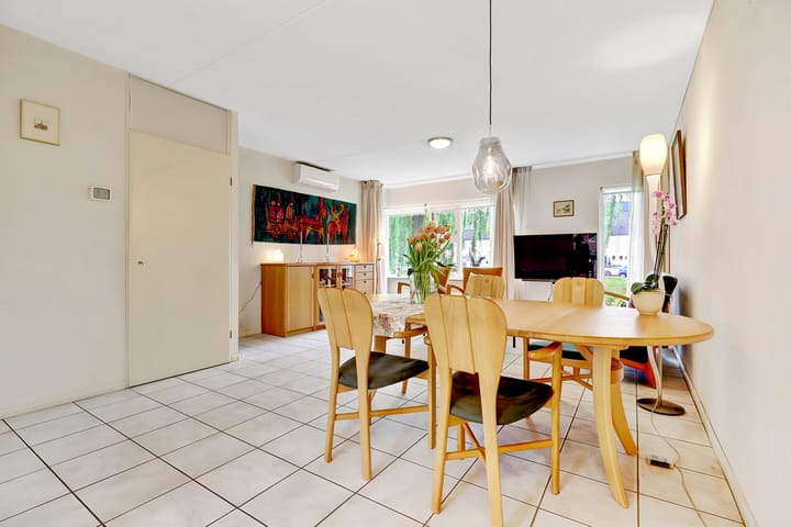 Foto 10 van Golda Meirsingel 15