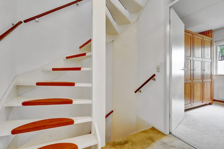 Foto 12 van Golda Meirsingel 15