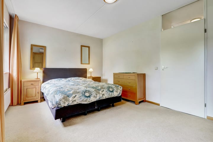 Foto 14 van Golda Meirsingel 15