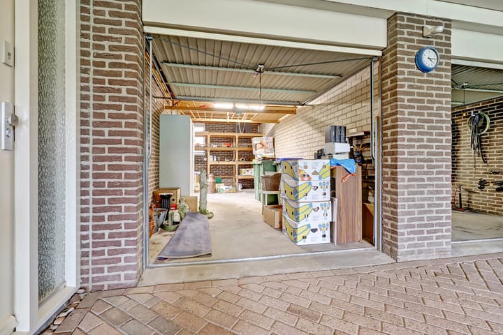 Foto 24 van Golda Meirsingel 15