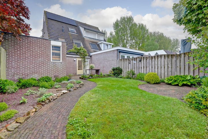 Foto 28 van Golda Meirsingel 15