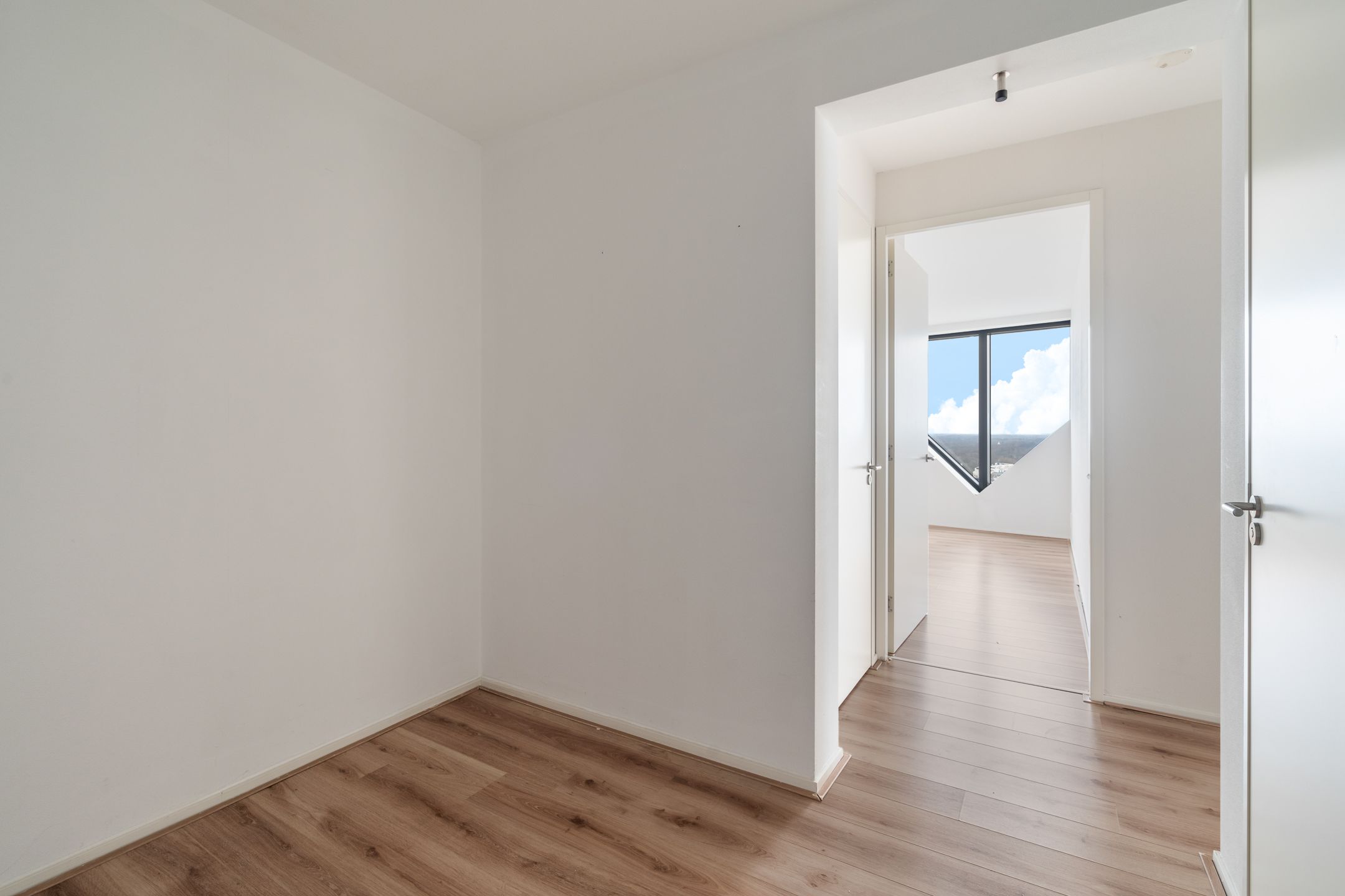 Foto 9 van Bezuidenhoutseweg 65-63