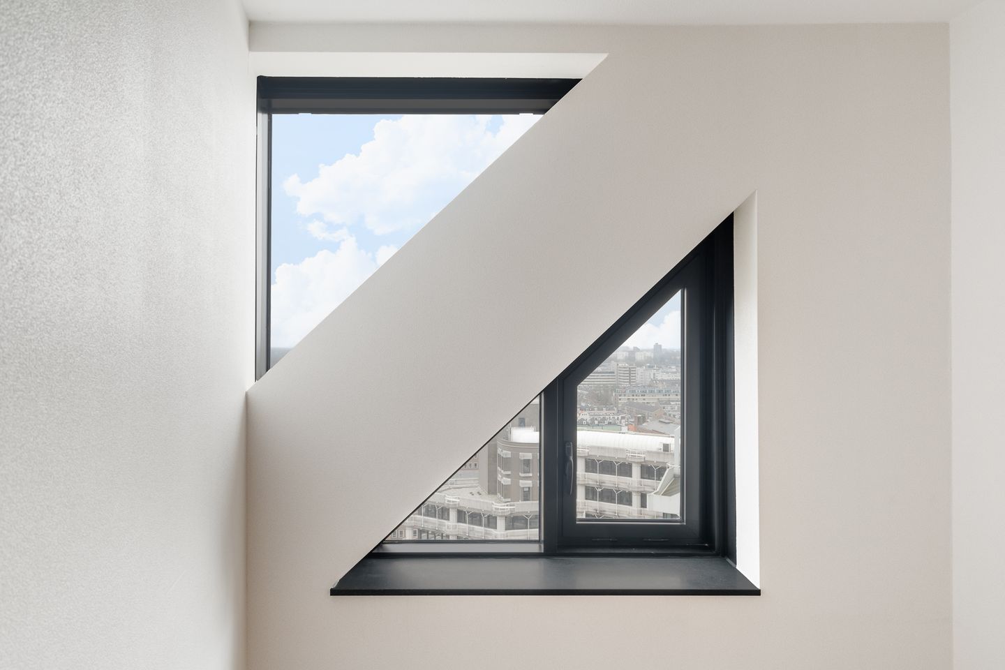 Foto 19 van Bezuidenhoutseweg 65-63