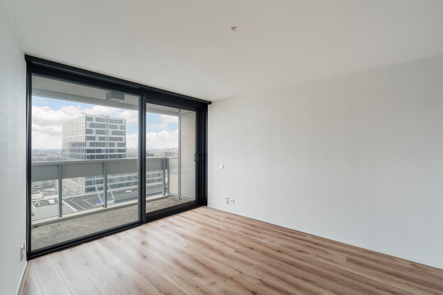 Foto 20 van Bezuidenhoutseweg 65-63