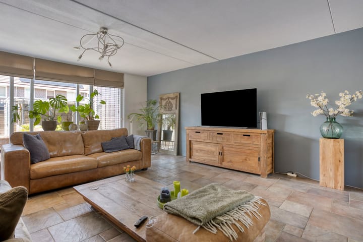 Foto 5 van Valeriaan 43