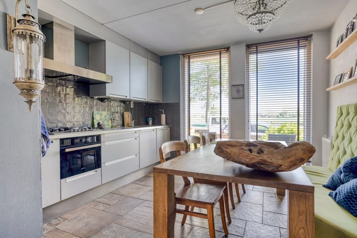 Foto 8 van Valeriaan 43