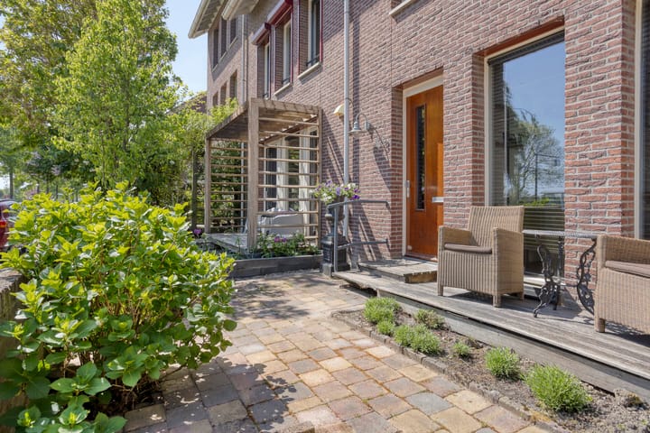 Foto 25 van Valeriaan 43