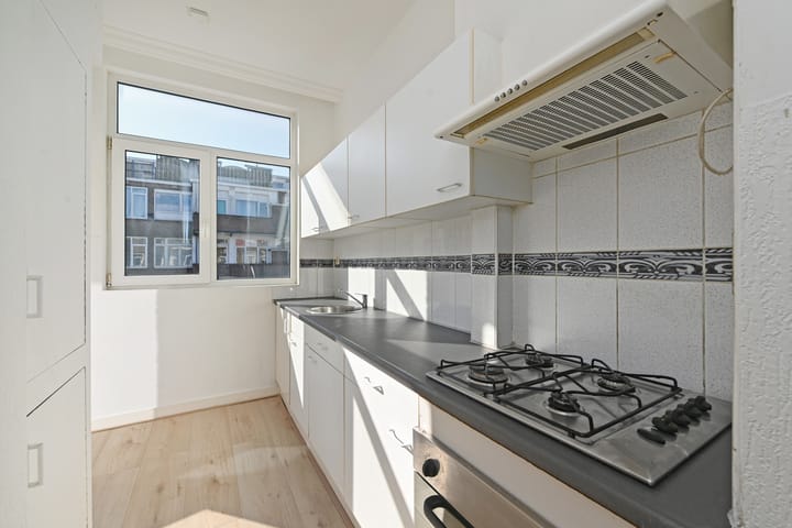 Foto 22 van Capadosestraat 212