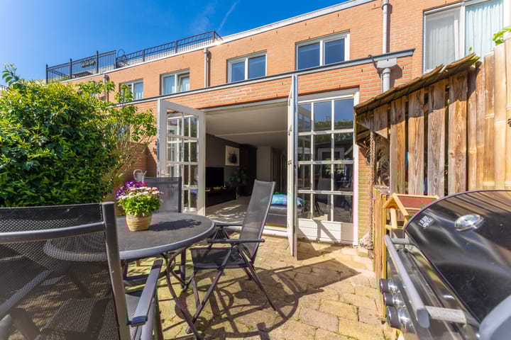 Photo 11 of Pronkmos 23