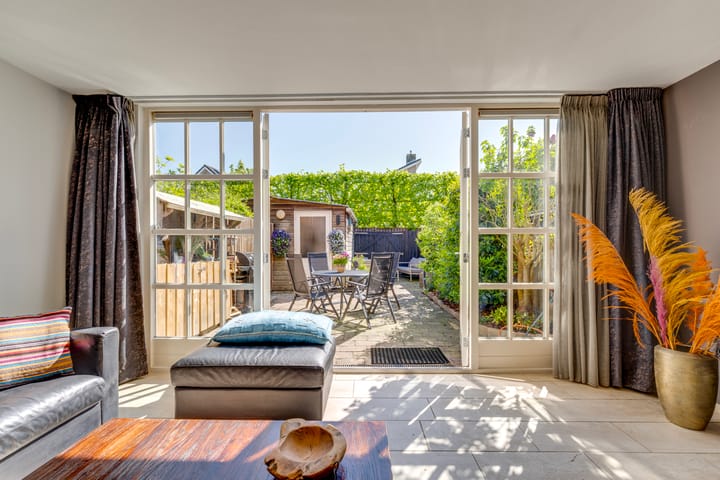 Photo 8 of Pronkmos 23