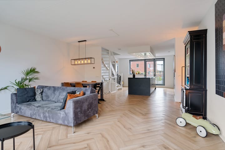 Foto 16 van Nannie van Wehlstraat 304