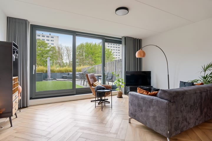 Foto 19 van Nannie van Wehlstraat 304