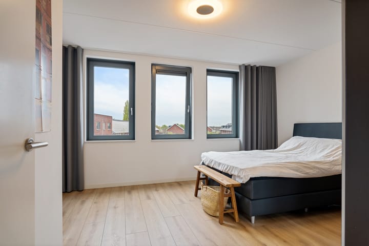 Foto 36 van Nannie van Wehlstraat 304