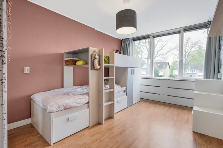 Foto 15 van Theo van Doesburgplantsoen 24