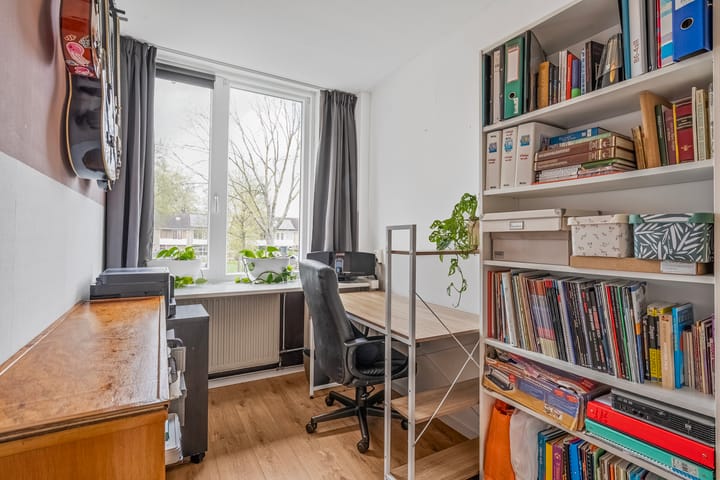 Foto 17 van Theo van Doesburgplantsoen 24