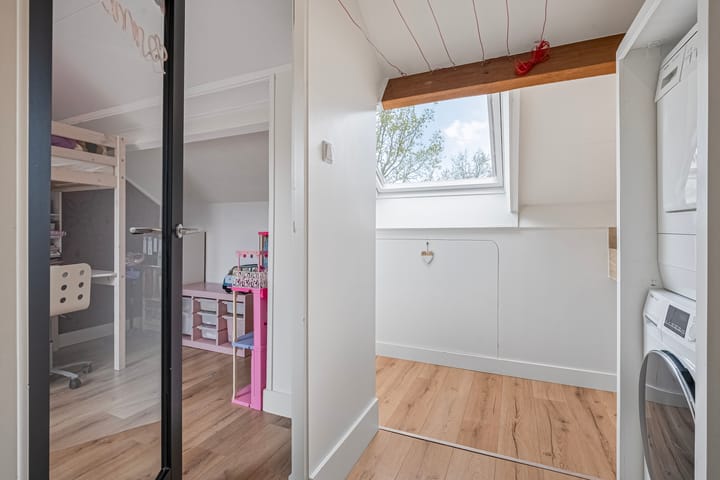 Foto 25 van Theo van Doesburgplantsoen 24