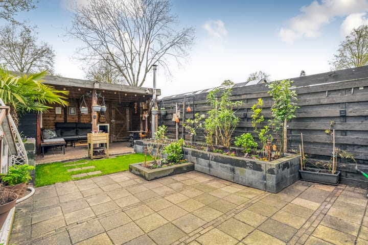 Foto 26 van Theo van Doesburgplantsoen 24