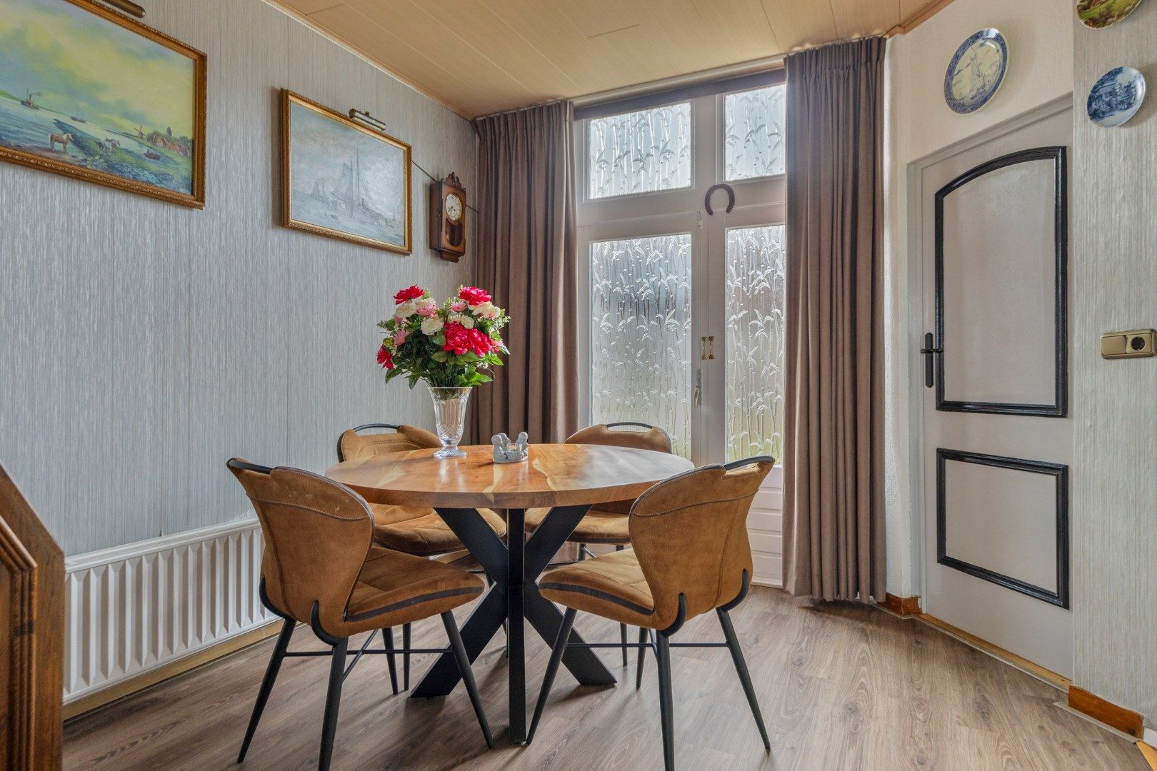 Foto 9 van Ernst Casimirstraat 8