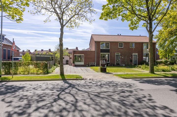 Foto 1 van Winsumerweg 5