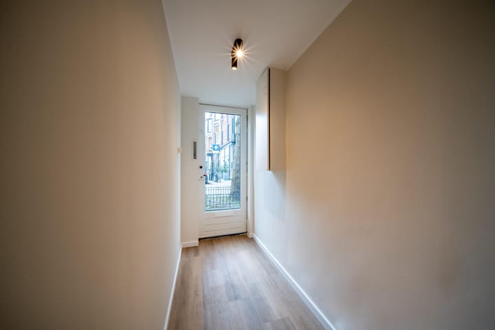 Foto 15 van Witte de Withstraat 20