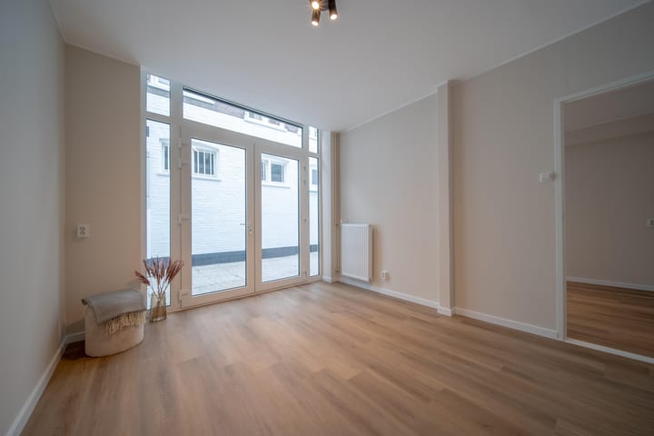 Foto 18 van Witte de Withstraat 20