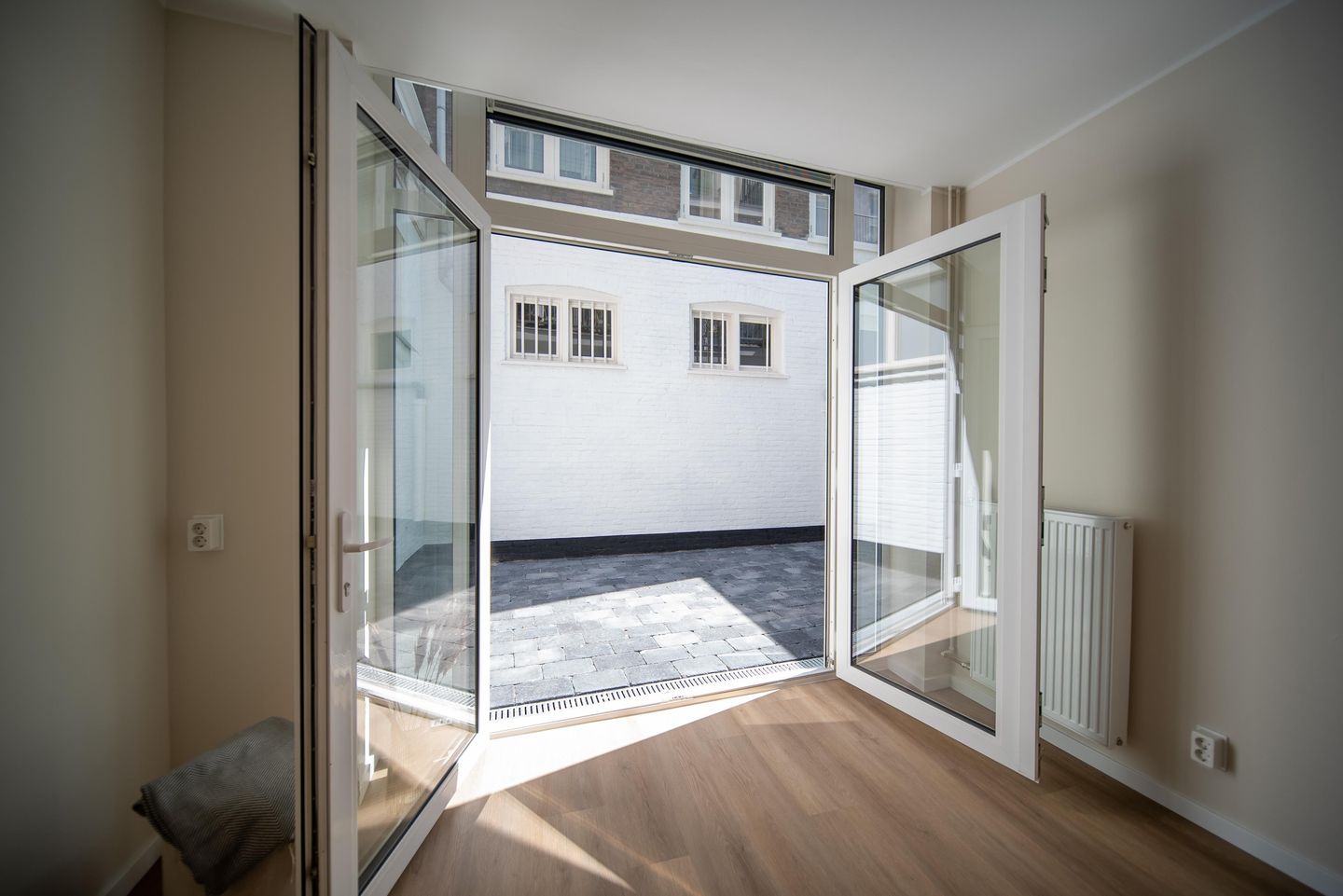 Photo 5 of Witte de Withstraat 20