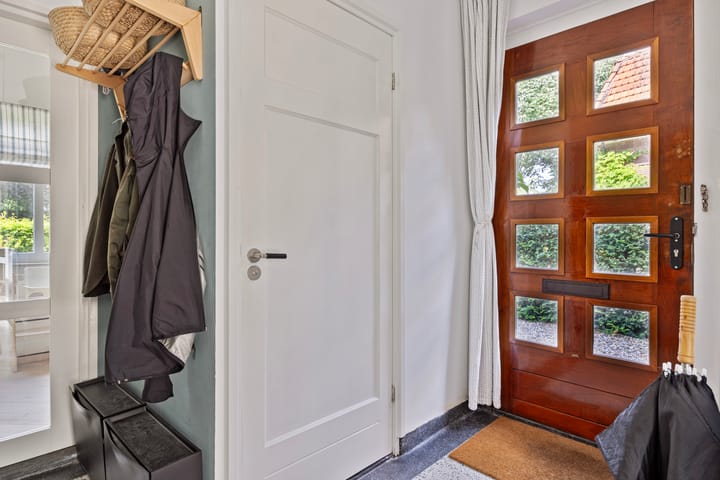 Foto 12 van van Galenlaan 13