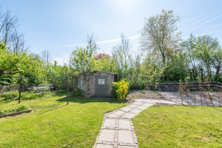 Photo 42 of Tuinstraat 47