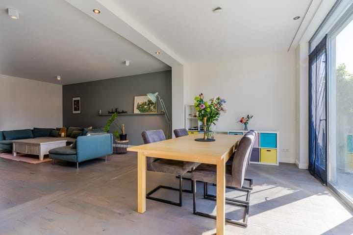 Photo 9 of Graslelie 60