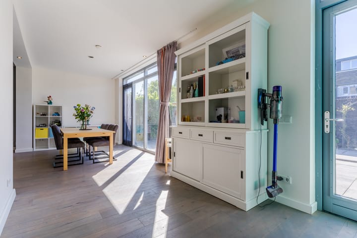 Photo 10 of Graslelie 60