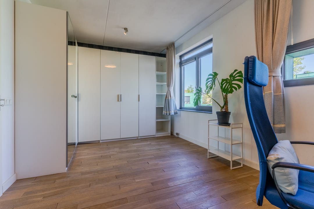 Foto 22 van Graslelie 60