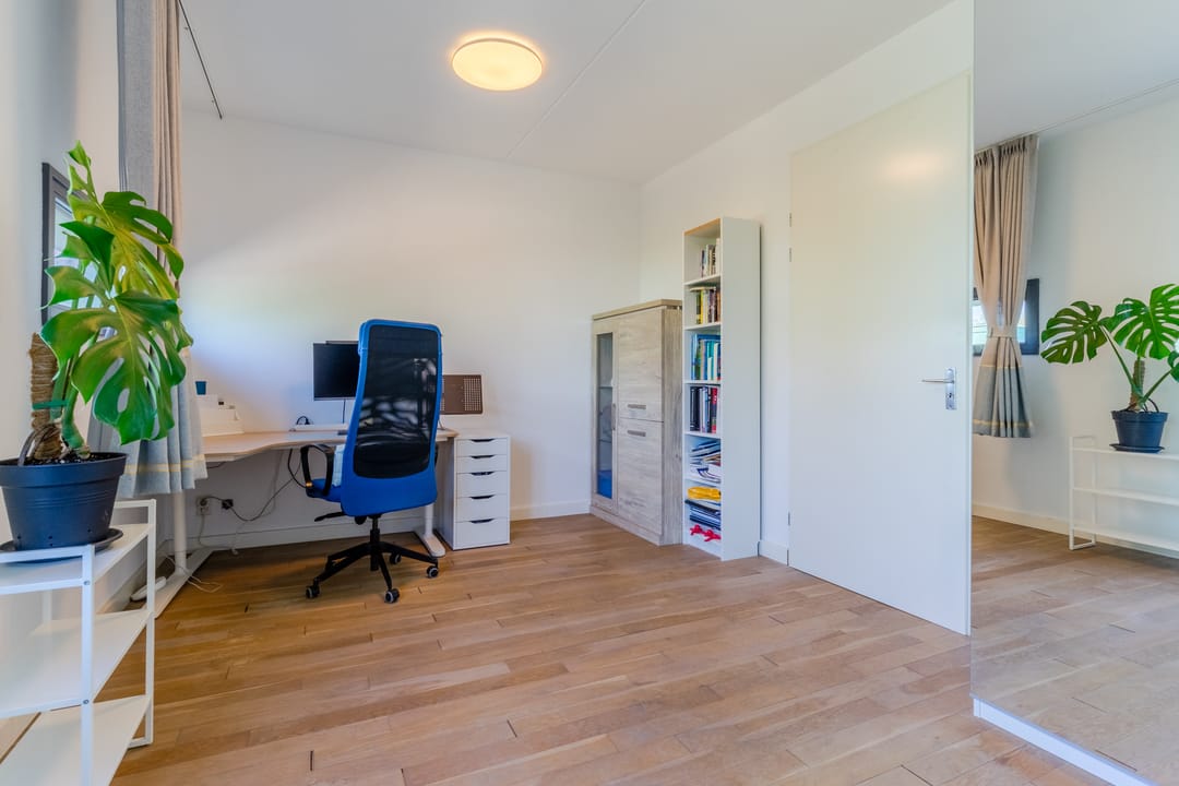 Foto 23 van Graslelie 60