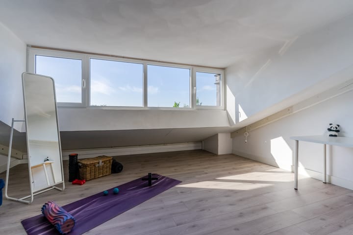 Photo 32 of Graslelie 60