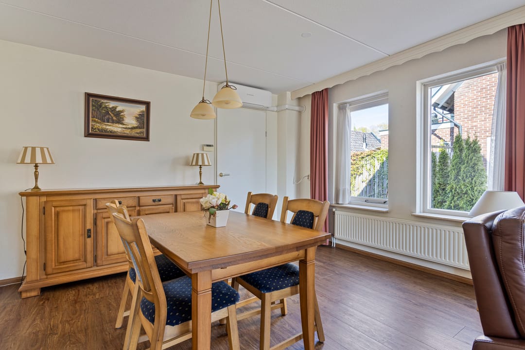 Foto 8 van 1e Wormenseweg 196