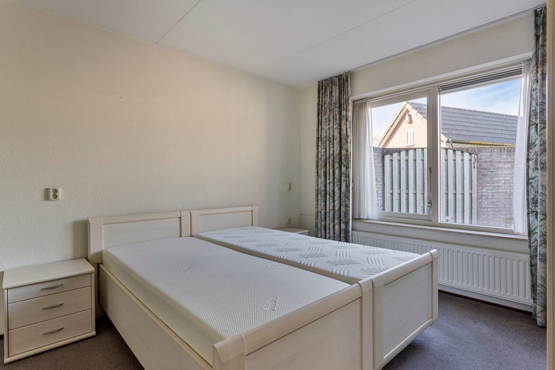 Foto 11 van 1e Wormenseweg 196