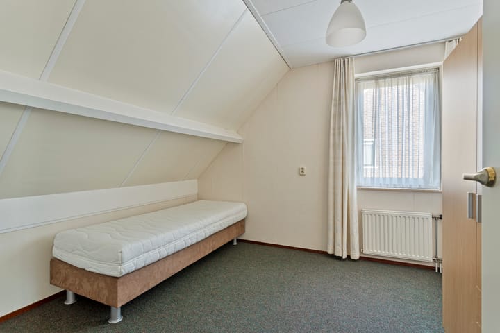 Foto 24 van 1e Wormenseweg 196