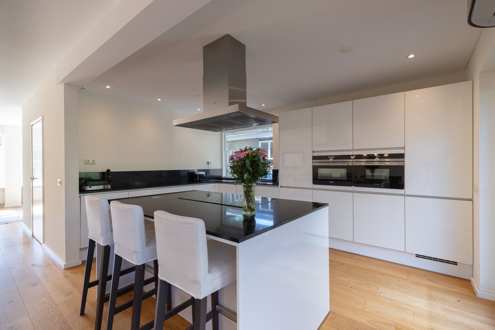 Photo 12 of Scheldestraat 49