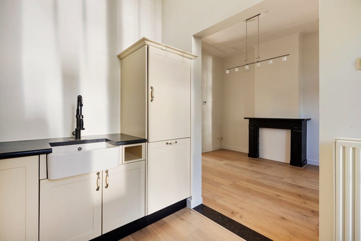 Foto 16 van Ruys de Beerenbroucklaan 8